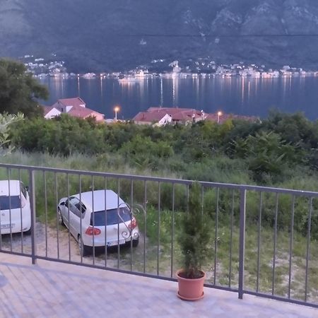 Apartment Deki Studio Kotor Eksteriør bilde