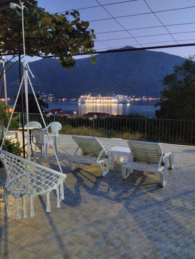 Apartment Deki Studio Kotor Eksteriør bilde